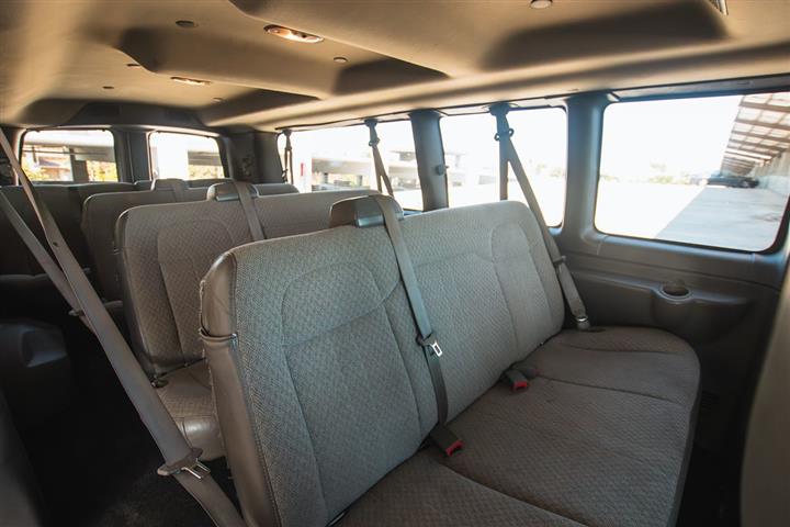 $25999 : 2017 Express Passenger LT image 7