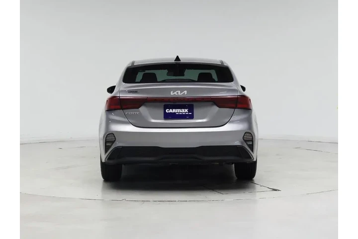 $19998 : Kia Forte 2024 LXS 4dr Sedan image 6
