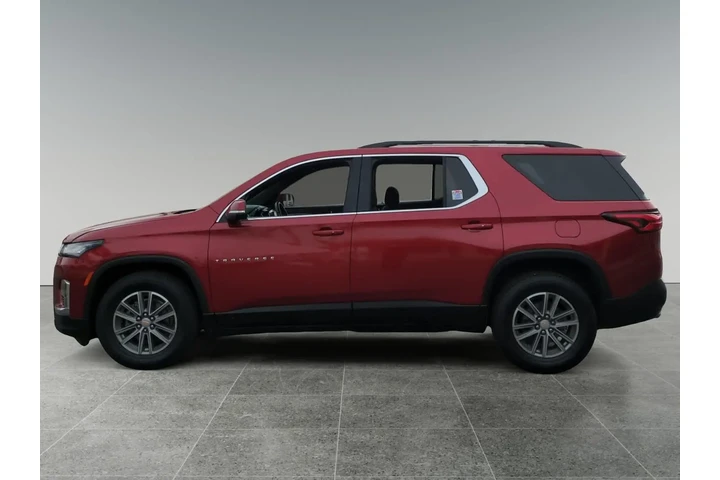 $30277 : Chevrolet Traverse 2022 LT C image 2