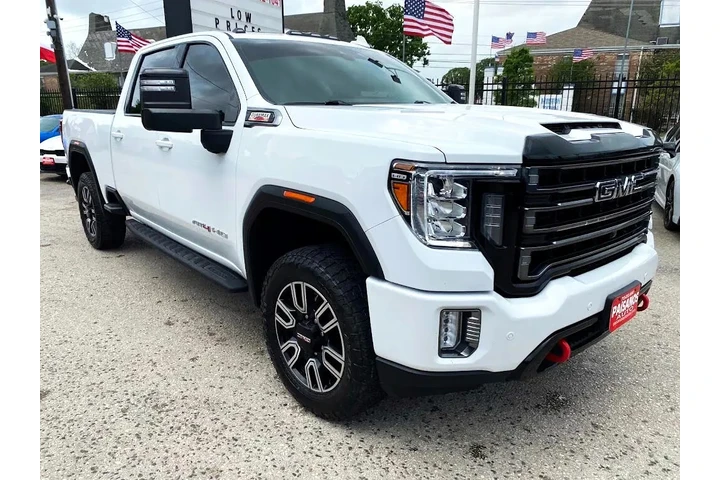 2021 GMC Sierra 2500HD AT4 Cr image 3