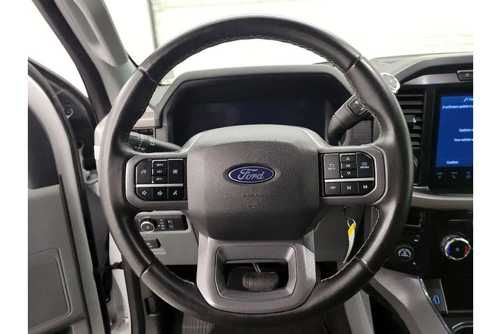 $37998 : Ford F-150 2024 4x4 XLT 4dr image 10