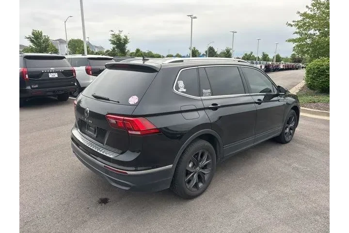 $22500 : Volkswagen Tiguan 2024 SE 4d image 6
