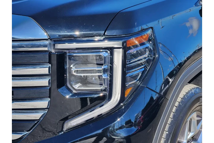 $39959 : GMC Sierra 1500 2022 4x2 SLT image 8