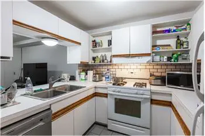 $2495 : Rental property with 2 bedro image 6