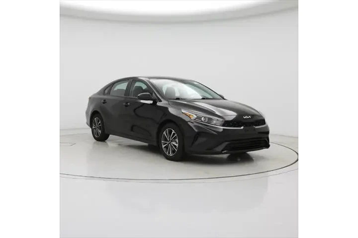 $19998 : Kia Forte 2024 LXS 4dr Sedan image 1