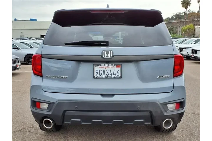 $31247 : Honda Passport 2023 AWD EX-L image 5