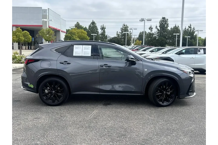 $47980 : Lexus NX 450h+ 2023 AWD F SP image 3