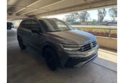 $21995 : Volkswagen Tiguan 2023 SE R- thumbnail