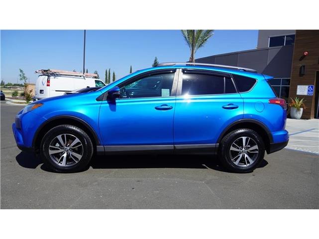 $19800 : 2018 RAV4 XLE Sport Utility 4D image 10