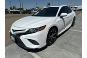 2020 Camry SE en Stockton