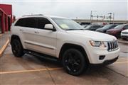 $15979 : 2011 Grand Cherokee Laredo thumbnail