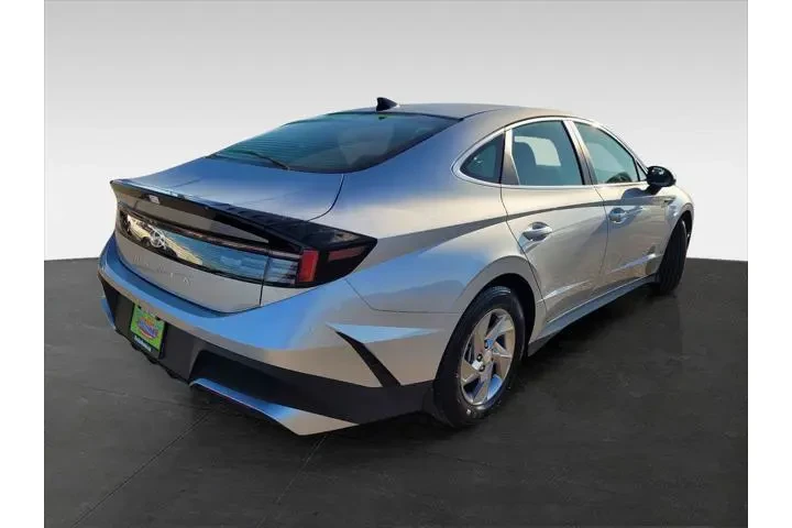 $23495 : Hyundai SONATA 2025 SE 4dr S image 4