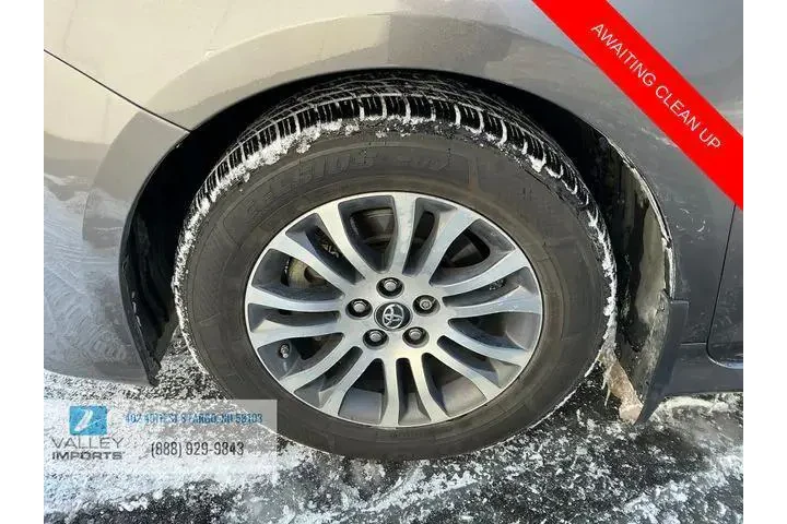 $26004 : Toyota Sienna 2018 XLE 8-Pas image 6