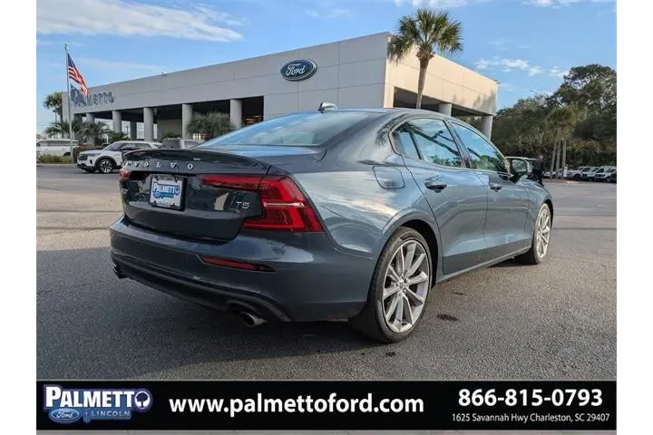 $19995 : Volvo S60 2021 T5 Momentum 4 image 2