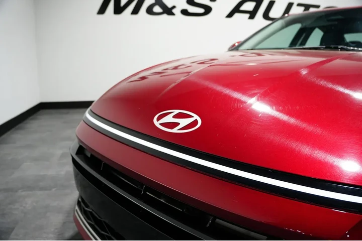 $23305 : 2025 Sonata SEL image 3