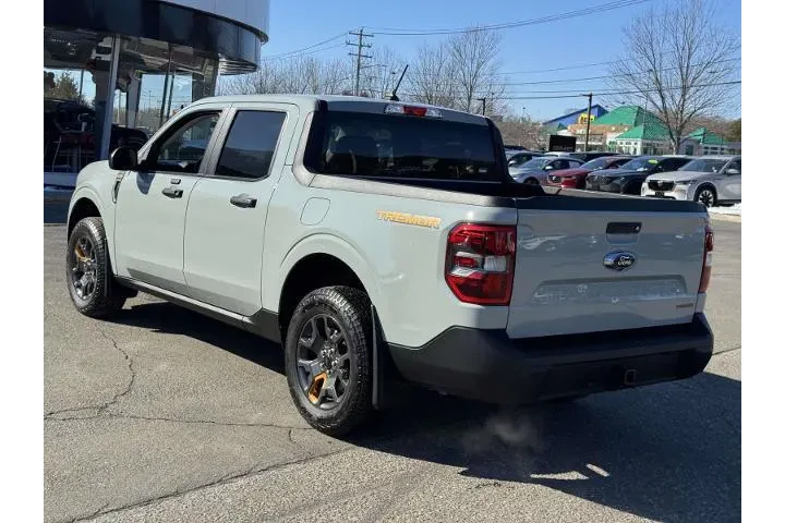 $27800 : Ford Maverick 2024 AWD XLT 4 image 5