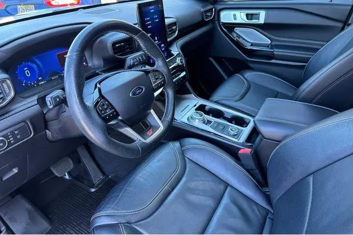 $35340 : Ford Explorer 2021 AWD ST 4d image 10