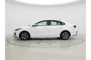 $13998 : Kia Forte 2021 LXS 4dr Sedan thumbnail