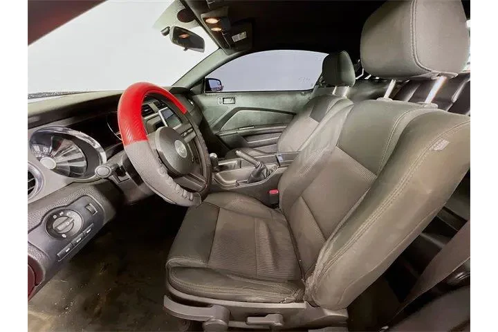 $12975 : Ford Mustang 2011 V6 2dr Fas image 10