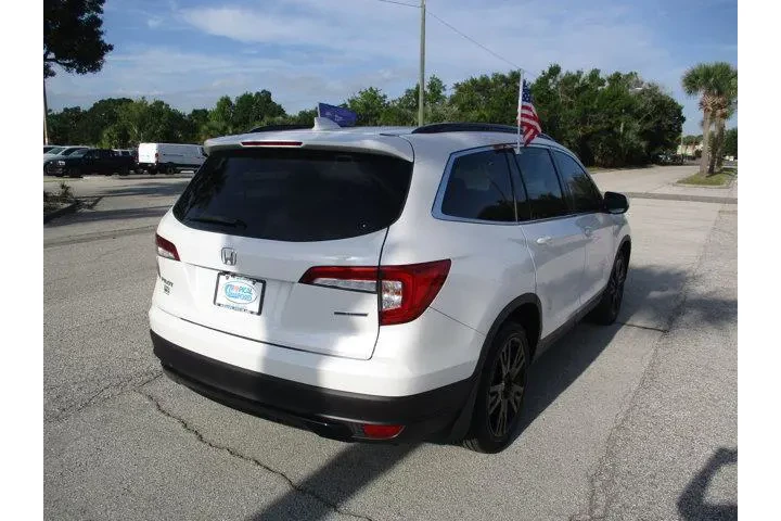 $28495 : Honda Pilot 2022 SE 4dr SUV image 7