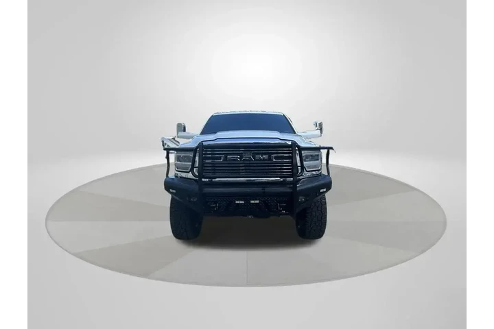 $39590 : Ram 3500 2021 4x4 Laramie 4d image 2