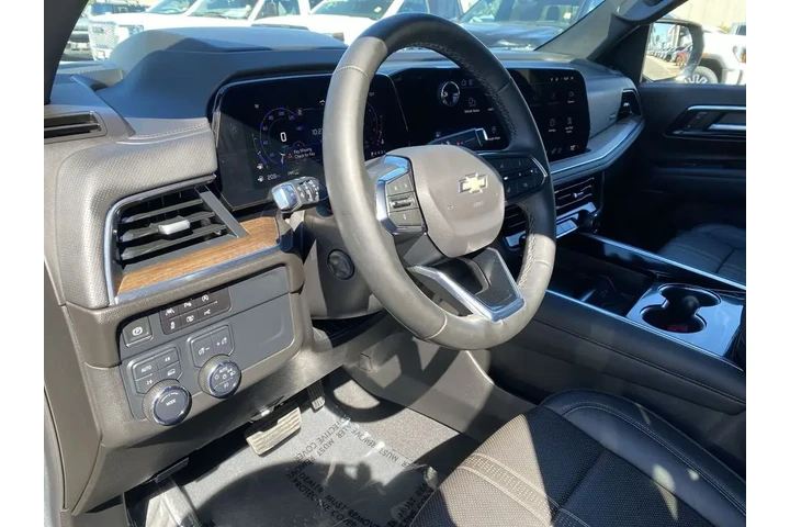 $79800 : 2025 Tahoe image 10