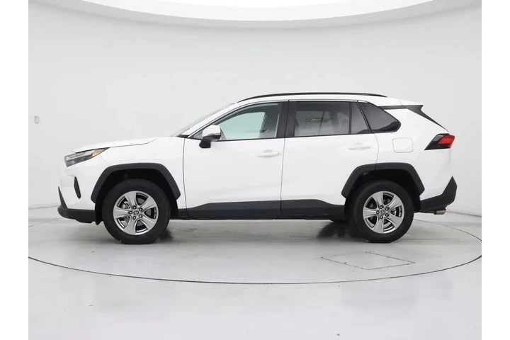 $28998 : Toyota RAV4 2023 XLE 4dr SUV image 3