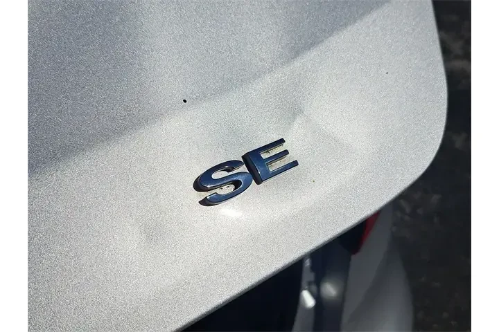 $6990 : Ford Focus 2018 SE 4dr Sedan image 6