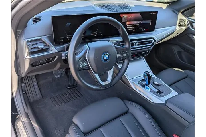 $31755 : BMW i4 2023 eDrive35 Gran Co image 10