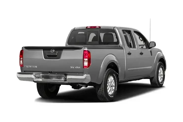 Nissan Frontier 2016 4x4 SV image 2