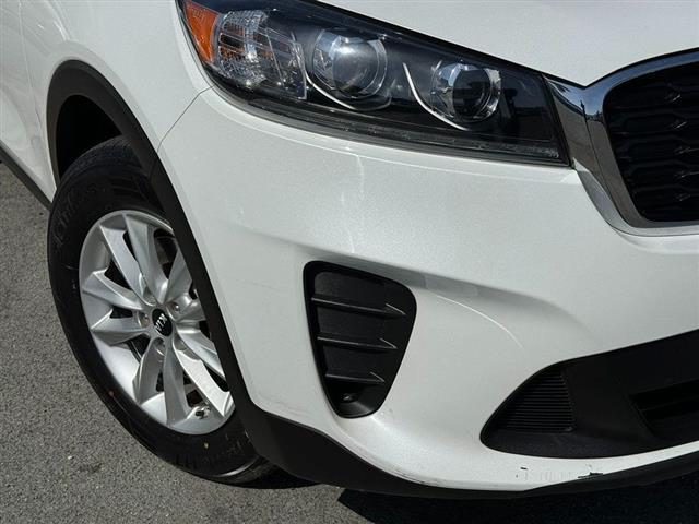 $17995 : 2019 Sorento image 3