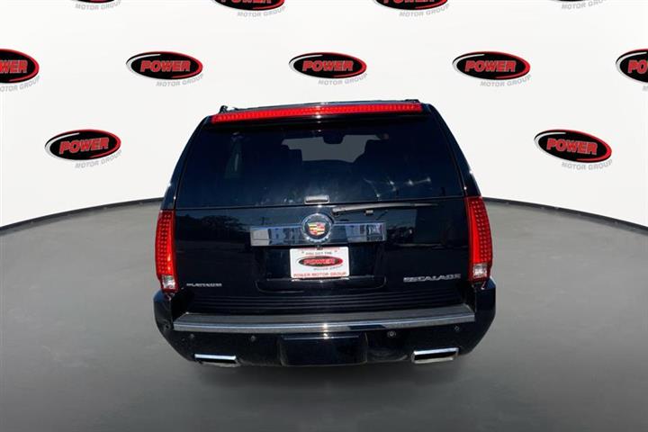 $23795 : Used 2014 Escalade ESV AWD 4d image 5