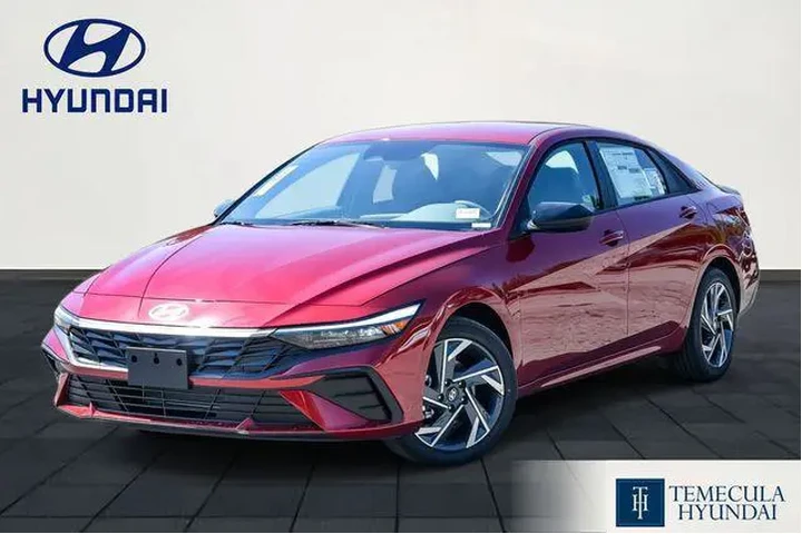$20000 : Hyundai ELANTRA 2025 SEL Spo image 1