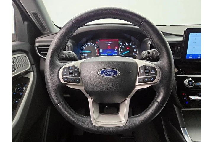 $31998 : Ford Explorer 2024 AWD Limit image 10