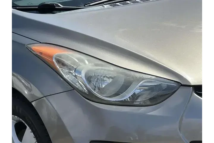 $6585 : Hyundai ELANTRA 2013 GLS 4dr image 8