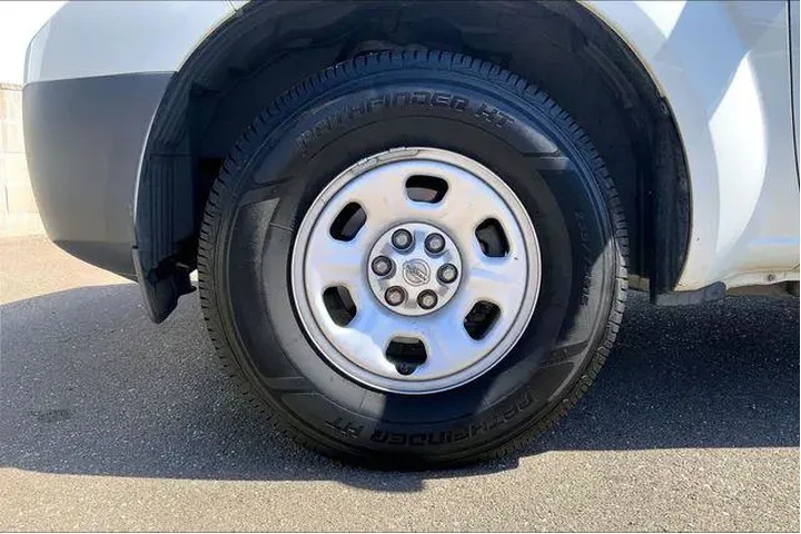 $17985 : Nissan Frontier 2019 4x2 S 4 image 9