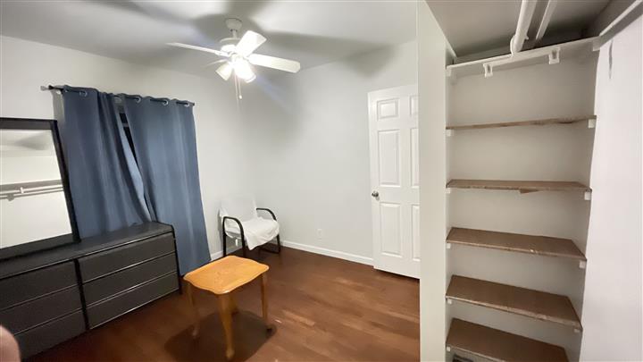 $700 : Cuarto de Renta en South Gate image 4