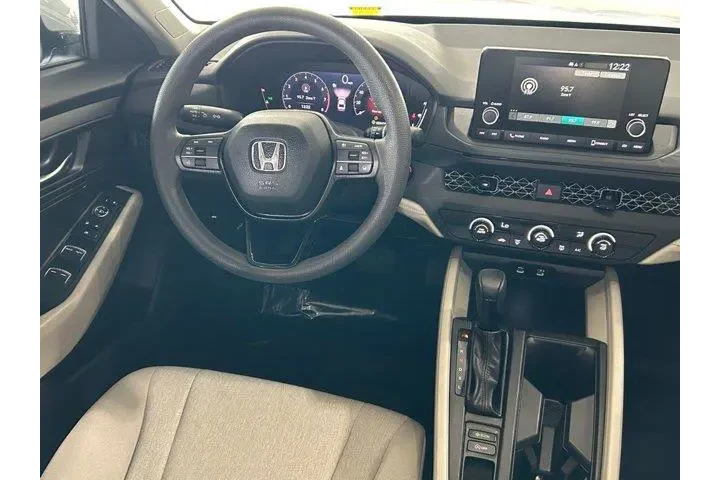$20499 : Honda Accord 2024 LX 4dr Sed image 9
