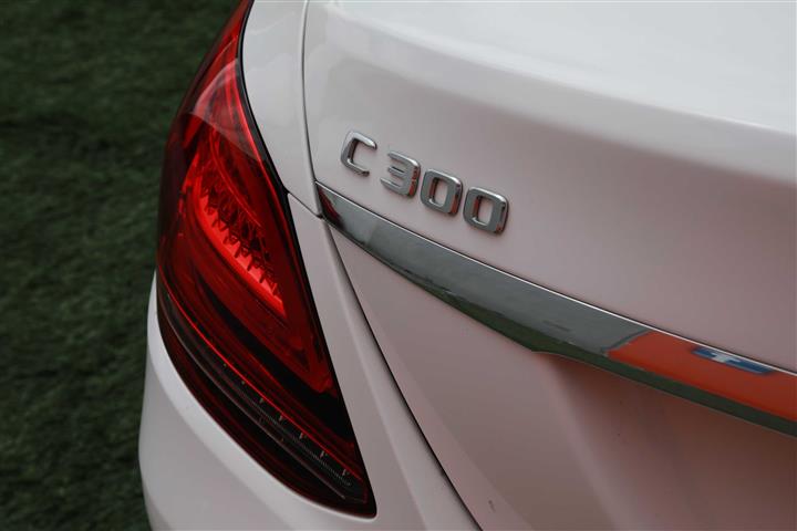 $27999 : 2021 MERCEDES-BENZ C300 image 3