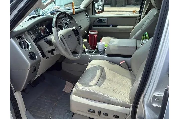 $10991 : Ford Expedition 2012 4x4 Lim image 5