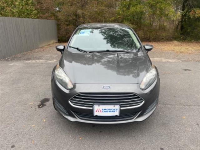 2017 Fiesta image 2