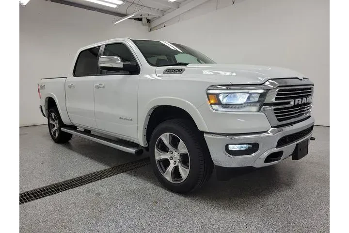 $39499 : Ram 1500 2022 4x4 Laramie 4d image 2