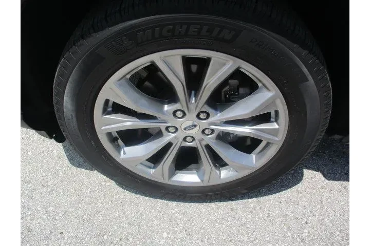 $28995 : Ford Explorer 2022 AWD XLT 4 image 9