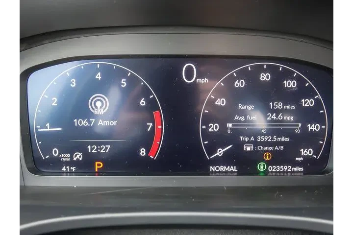 $29989 : Acura Integra 2024 4dr Liftb image 8