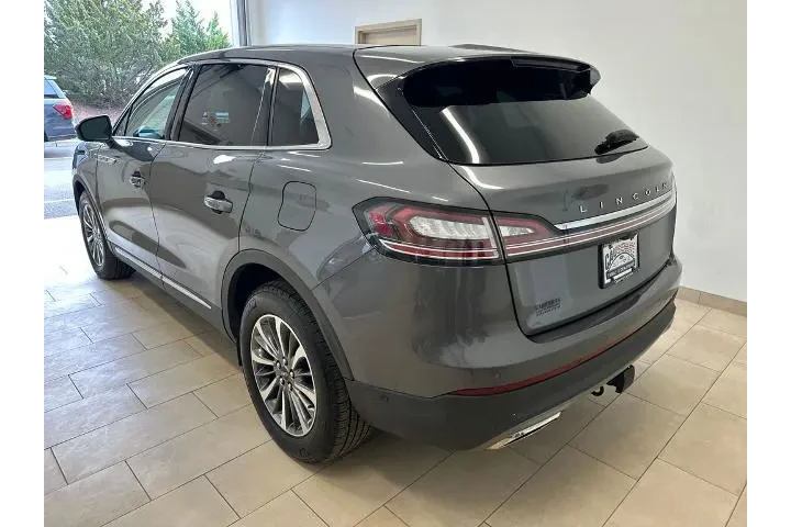 $37989 : Lincoln Nautilus 2022 AWD Re image 5