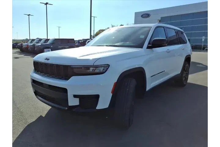 $31987 : Jeep Grand Cherokee L 2024 4 image 7