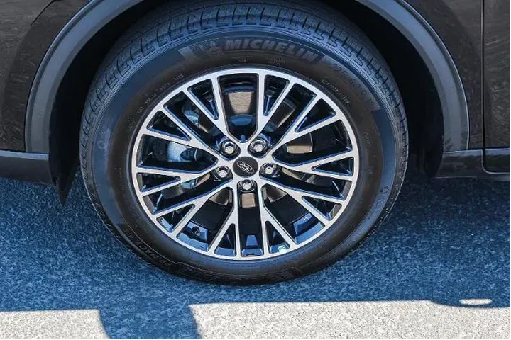 $29999 : Ford Escape Plug-In Hybrid 2 image 10