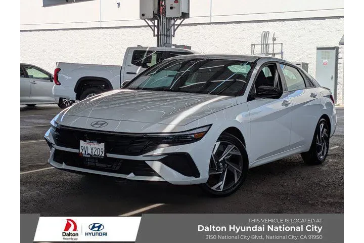 $26977 : Hyundai ELANTRA Hybrid 2025 image 1