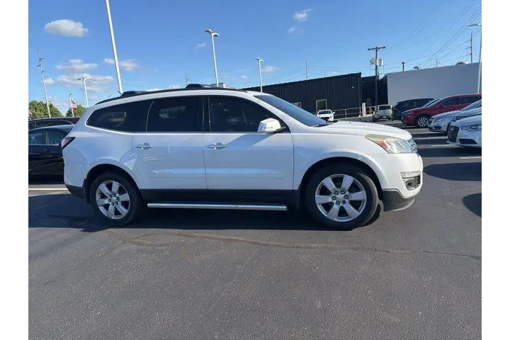 $9995 : Chevrolet Traverse 2016 LT 4 image 3