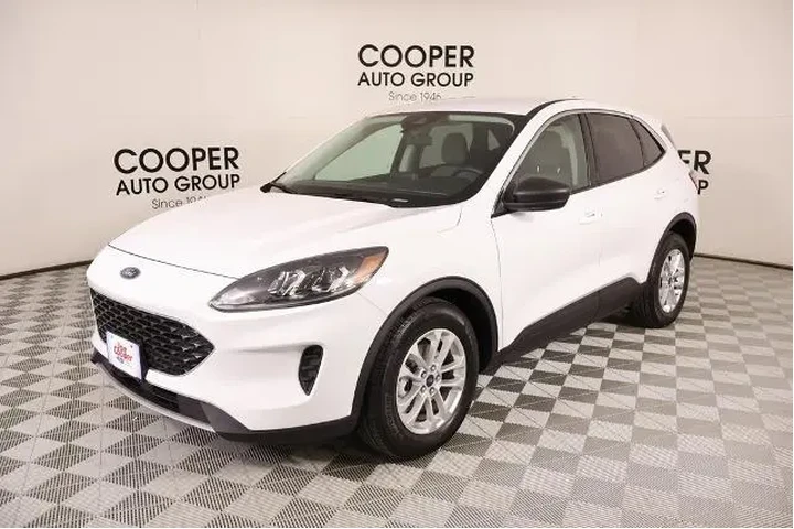 $19849 : Ford Escape Hybrid 2022 SE 4 image 9